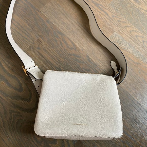 Burberry Plaid Crossbody Bag - Picture 5 of 5